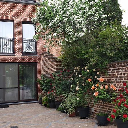 B&B Secret Garden Voeren Eksteriør billede