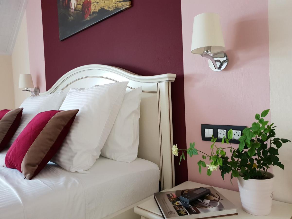 B&B Secret Garden Voeren Eksteriør billede